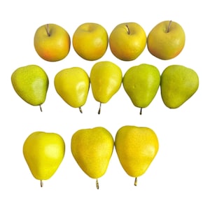 Lot Of 12 Realistic Faux Apples & Pears Decorative Artificial Fruit Home Decor