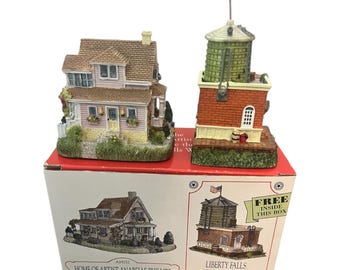 Liberty Falls Water Tower and Home Of Artist Anabelle Phillips Figurines 3.25 T