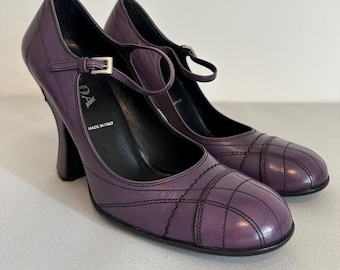 Prada Purple Mary Jane D'orsay heel, size 37