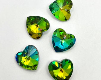 18mm Rainbow Metallic Vitrail Hearts - Set of 5