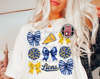 PNG de porristas azul y dorado, diseño de espíritu de equipo, mamá animadora, lazos coquetos