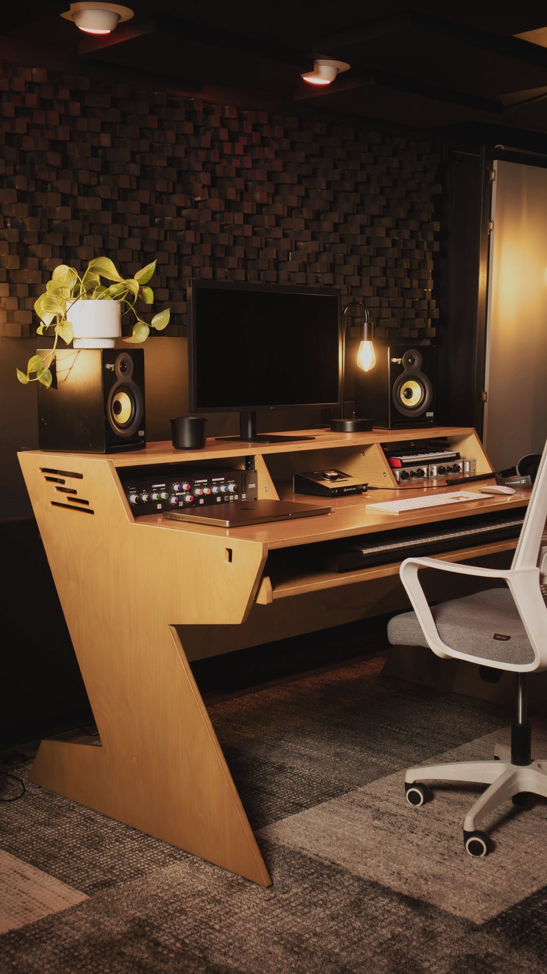 Baltic Birch Studio Desk | 9U Rack and 88-key Keyboard Tray | Music ...