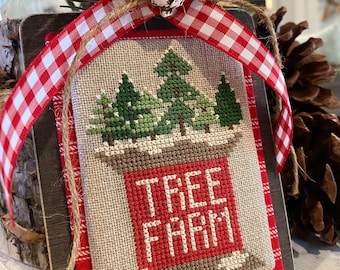 Tree Farm Spool - Christmas Spool Series by Crafty Bluebonnet Designs | PDF/Digital Cross Stitch Pattern