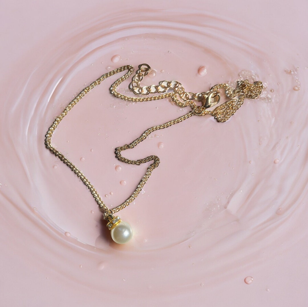 Pearl Drop Necklace - Etsy