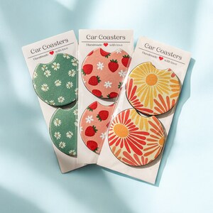Ręcznie robione podkładki pod samochód z motywem kwiatów i owoców - 3 opcje (zestaw 2 szt.)