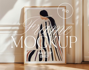 Rahmen Mockup auf Boden | ISO A DIN Ratio | Dünner Holzrahmen | PSD Photoshop Photopea Mockup | Bilderrahmen an Wand gelehnt Mockup Home Interior