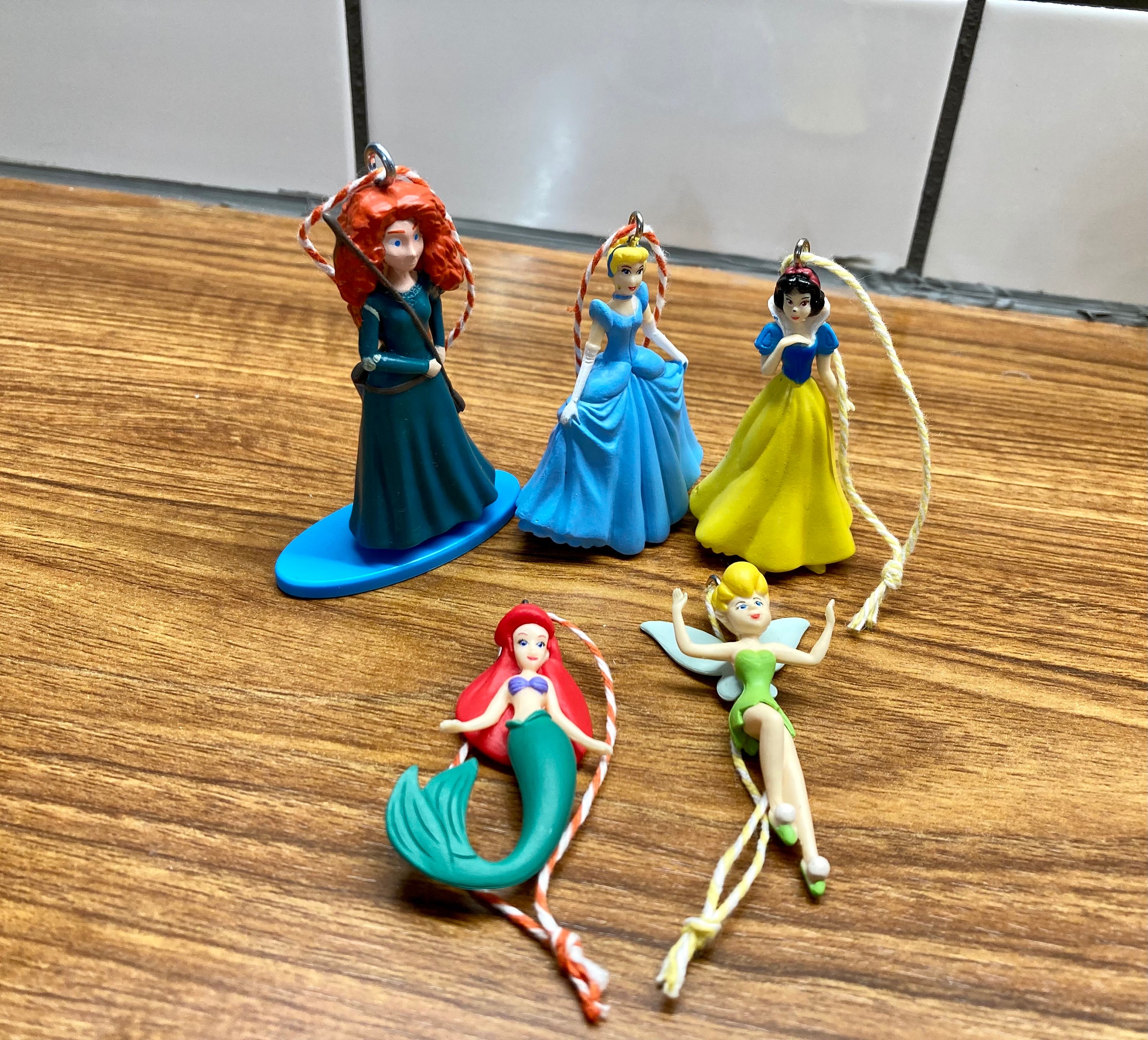 Disney Princess Christmas Ornaments, Keychains & Backpack Clip | 2