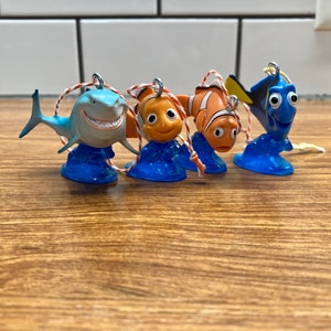 Pixar’s Finding Nemo Christmas Ornaments, Keychains & Backpack Clip | 2 inch tall | Pixar Figurines | 2003 Finding Nemo