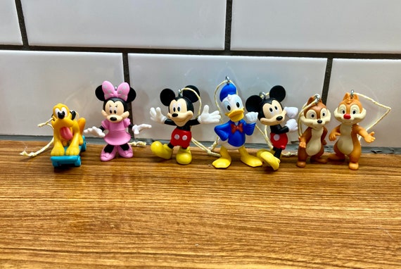 ディズニー オーナメント14個Mickey Mouse and Friends ディズニー ミッキーマウスと仲間たちのクリスマスオーナメント