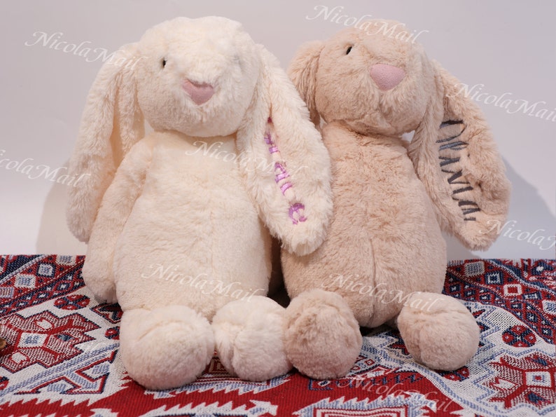 Lapin en peluche personnalisé Cadeau baby shower Lapin de Pâques brodé personnalisé Poupée lapin en peluche pour nouveau-nés et enfants image 2