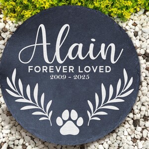 Engraved Pet Memorial Stone: Personalized Dog Grave Marker, Garden Decor