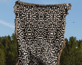 Black And White Psychedelic Pattern Woven Cotton Throw Blankets