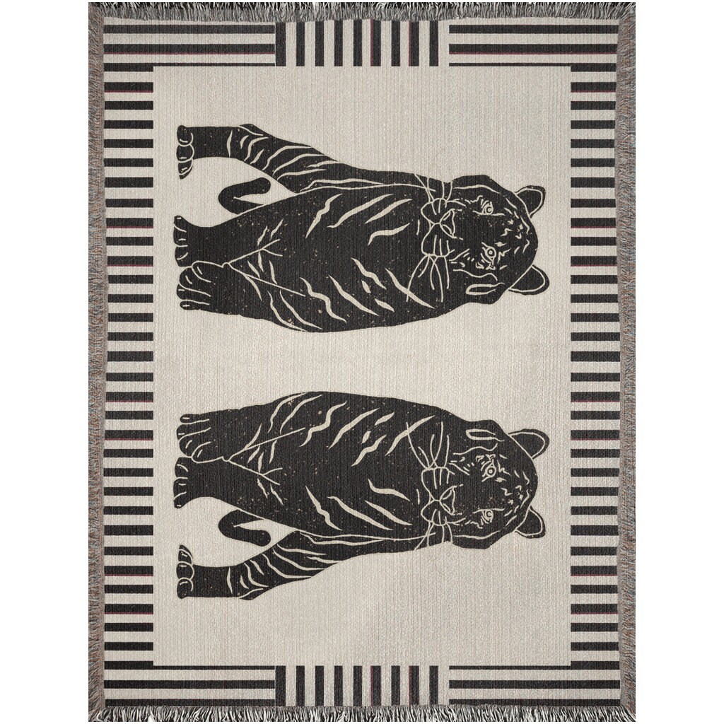 Black And White Striped Tiger Woven Blankets
