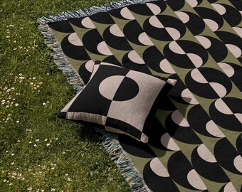 Modern Circles Geometric Woven Throw Blanket