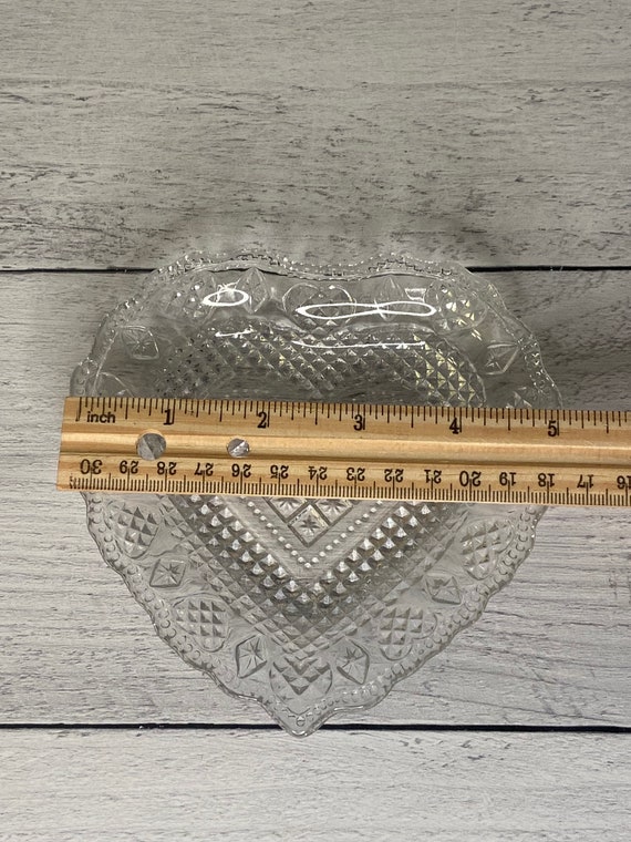 Avon Heart Shaped Trinket Dish - image 3