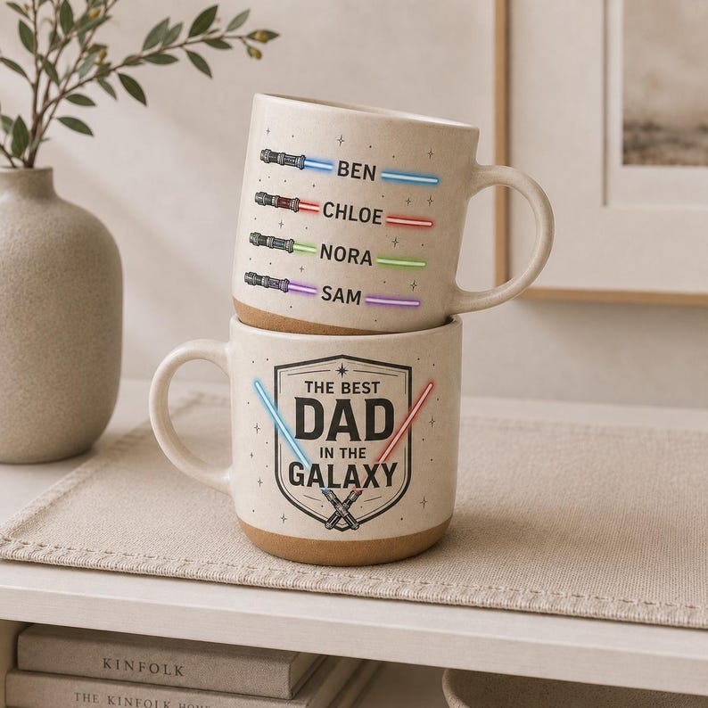 Anpassad "Bästa pappa i galaxen"-mugg, personlig ljussabelkaffekopp med barnnamn, fars dag-present till pappa, keramisk 30 cl-mugg bild 2