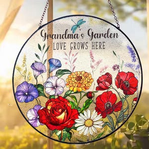Personalized Grandma&#39;s Garden Suncatcher, Custom Suncatchers Stained Glass Flower, Gifts fo Grandma, Nana Stained Glass Window Hangings