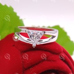 White Trillion Cut Solitaire Ring, Comfort Fit Solitaire Wedding Ring, Triangle Solitaire Diamond Ring, Anniversary Ring, Bridal Ring