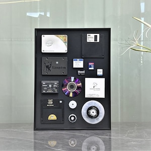 3D Evolution of Data Storage Art - Modern Aluminum Alloy Reinforced Frame Wall Hanging for Tech Enthusiasts and Home Decor