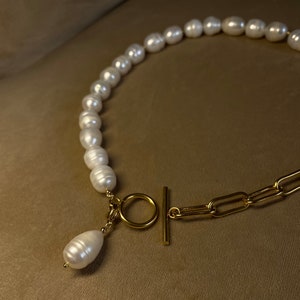 Barock Perle Choker Gold, Halbe Perle, Halbe Büroklammer Kettenhalskette, Perlen Gold Choker, Halbe Kette Halbe Perlenkette, Geschenk für Sie