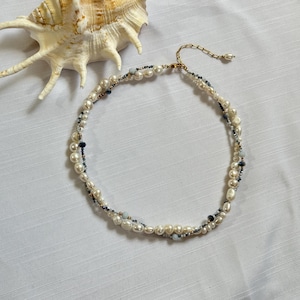 Layered Pearl Choker: Multi-Strand Beaded Necklace