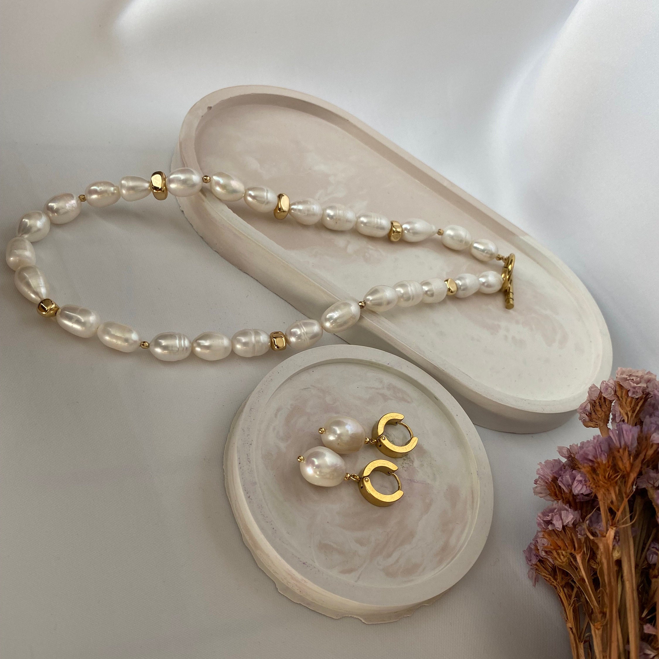 ★VINTAGE HOLLYWOOD★ Baroque Pearl Layered Necklace Baroque Pearl Gold Layered Necklace & Earrings Set, Large