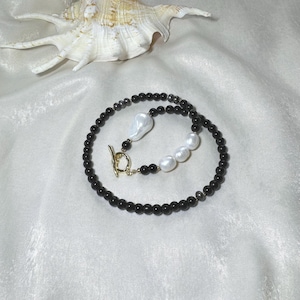 Black Necklace With Pearls, Large Baroque Pearl Necklace, Dark Pearl Necklace, Pearl Choker Black, Black Beads Necklace, Black Pearl Choker