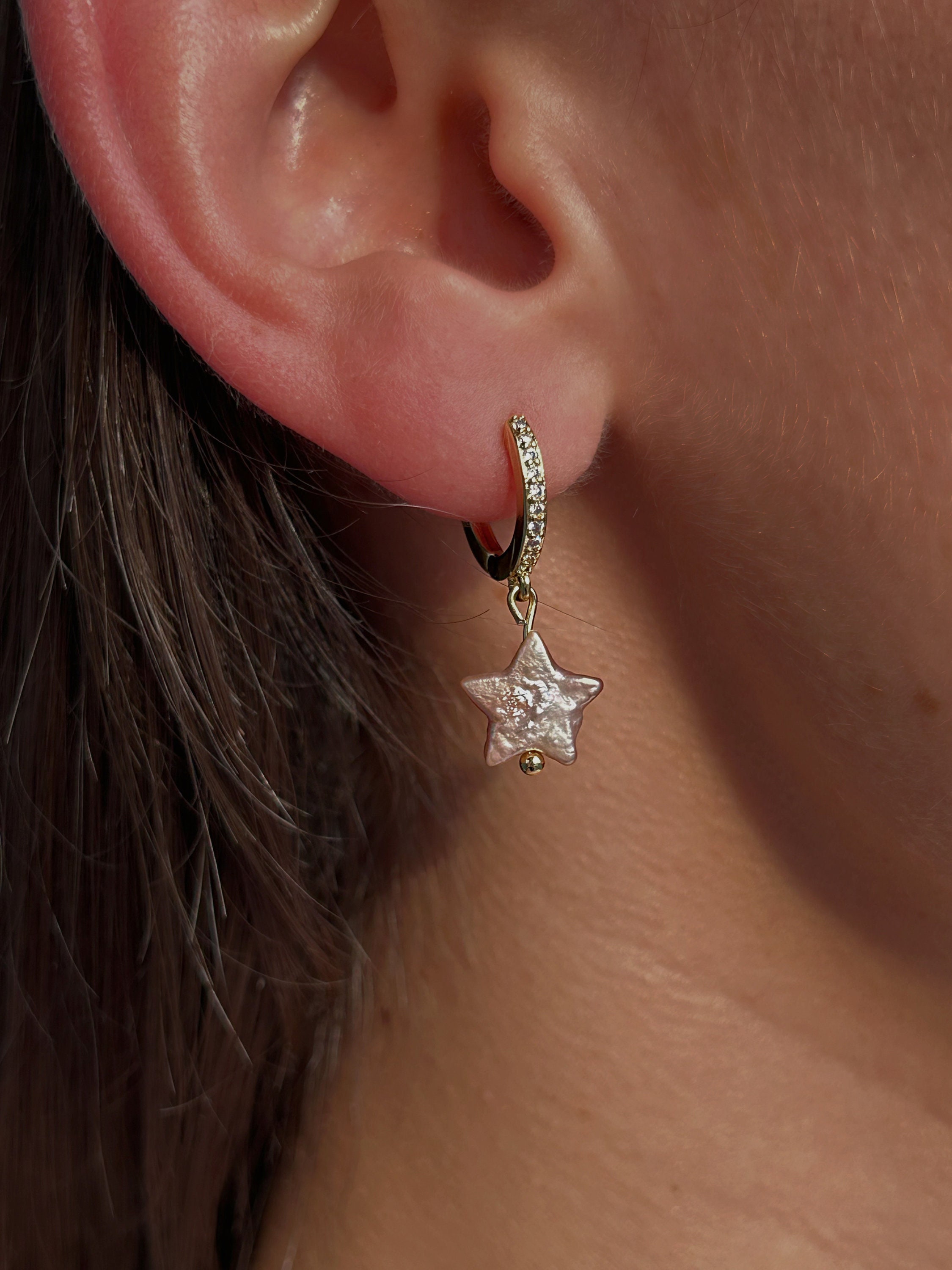 Risen Star Pearl Jockey Earring main image 1