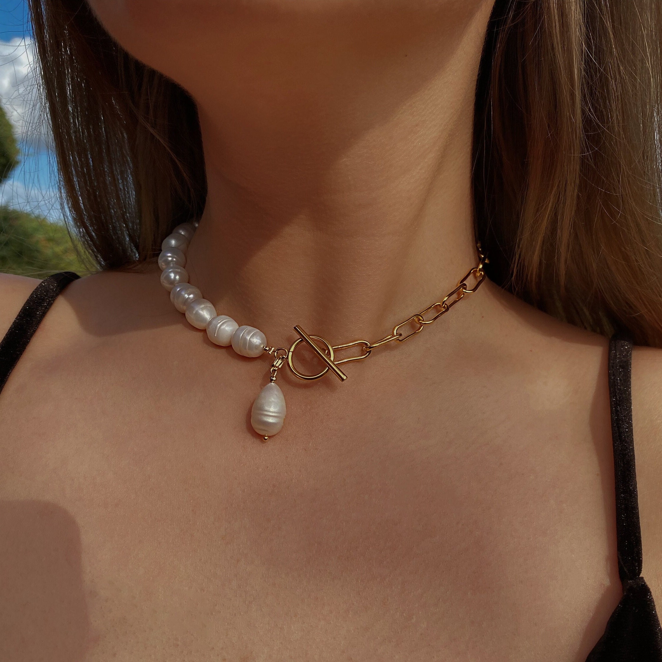 Women's Gold Pearl Chain Necklace - Best Half Gold Chain Pearl Necklace for  Women Gift - Gold Pearl - UPPER Brand