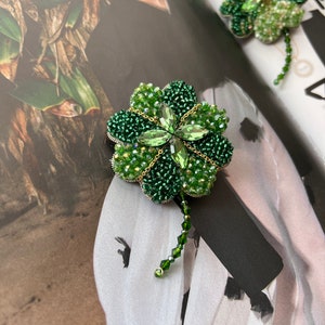 Four leaf clover brooch Green clover Lucky clover Embroidered clover Embroidered flower image 6