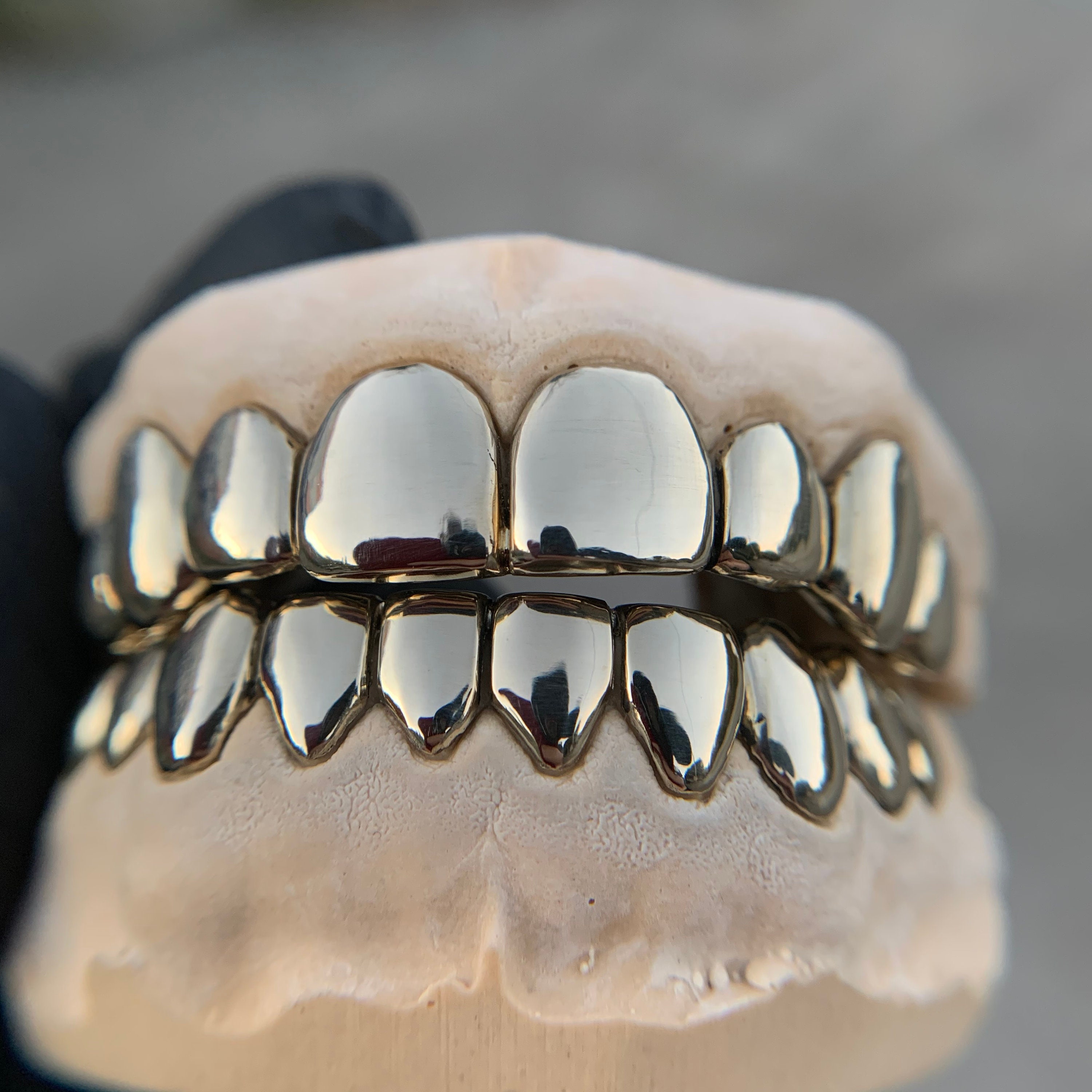 1 Pièce Grillz De Dents Évidées En Ton Or