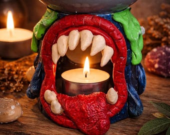 Handmade essential oil diffuser | Melting monster design | Horrific and dark art handcrafted decor