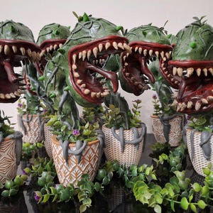 Carnivorous plant | Baby CARN’EVIL | Horror props