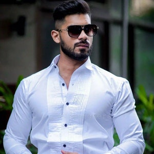 Men&#39;s White Pintex Tuxedo Shirt: Wedding Party Dress Shirt