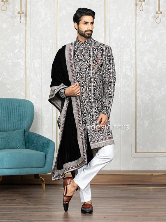 Black Velvet Groom Sherwani Suit: Thread Embroidery Wedding Outfit