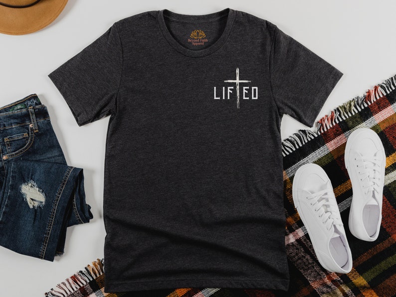 Kristna kläder för män, tränings-T-shirt med slagord, kristna t-shirts, kristna gåvor för honom, kristen skjorta för Jesusälskare, beslutsamhet bild 6