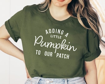 Pumpkin Pregnancy Shirt, Maternity Pumpkin Shirt, Fall Pregnancy Announcement Tee, Fall Pregnancy Reveal Shirt, Grow a Pumpkin Crewneck