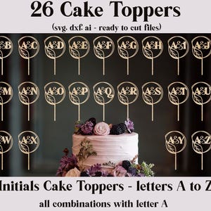 Könnte beinhalten: 26 Tortendekorationen mit dem Buchstaben A in Kombination mit allen anderen Buchstaben des Alphabets. Die Dekorationen sind aus Holz und haben ein Blattdesign. Der Text "Initials Cake Toppers - letters A to Z" und "all combinations with letter A" wird unter den Dekorationen angezeigt.