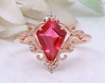 Anillo Cometa Rubí, Filigrana de Oro Rosa, Anillo de Promesa Victoria