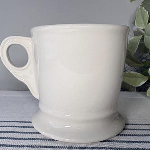 Anthropologie Monogrammed Mug: Z Initial Shaving-Style Mug 画像 2