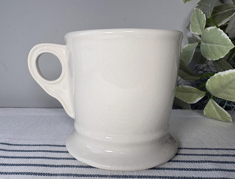 Anthropologie Monogrammed Mug: Z Initial Shaving-Style Mug 画像 2