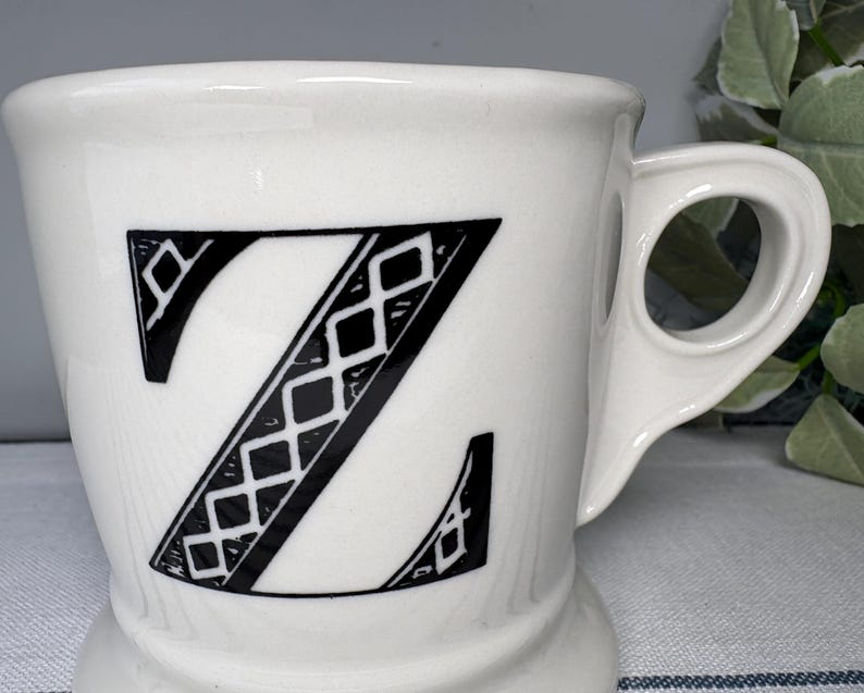 Anthropologie Monogrammed Mug: Z Initial Shaving-Style Mug 画像 8