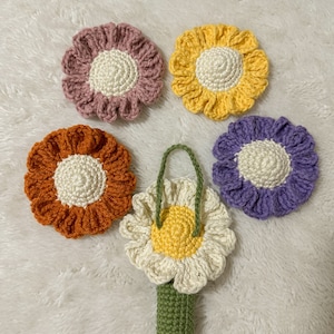 Crochet Flower Chapstick Holder, Lipstick Holder, Handmade Gift, Crochet Bag Charm, Accessories, Gift