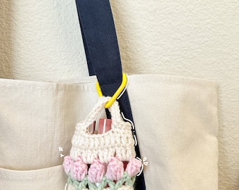 Crochet Mini Tulip Pouch