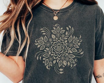 Comfort Colors® shirt, Mandala Shirt, Flower shirt, vintage shirt, Mothers Day Gift, birthday gift, trendy shirt, oversized tshirt