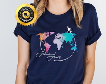 Adventure Awaits Tee, Weltkarte Travel Shirt