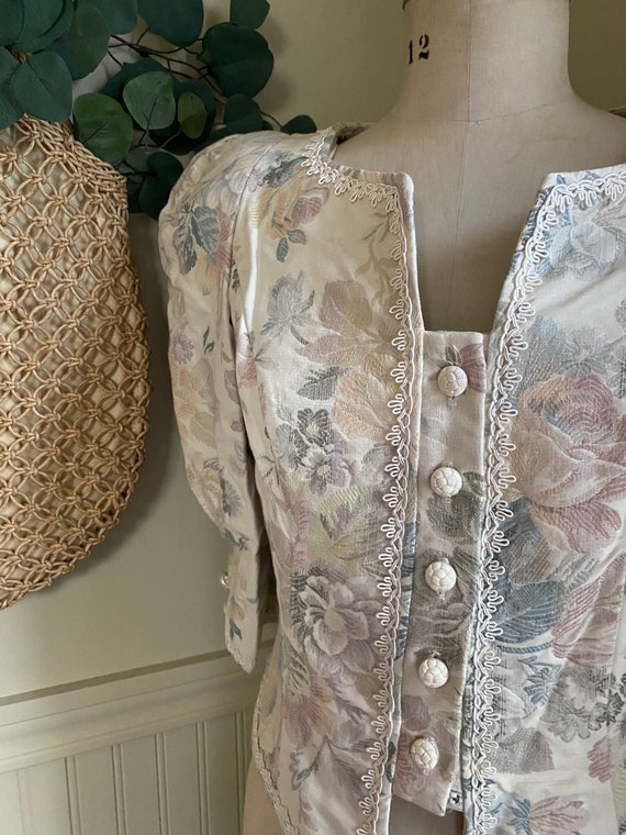 Vintage Tapestry Jacket / Waistcoat /80s Fashion