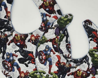 Babero para bebé de Marvel Avengers: estampado de superhéroes, cierre a presión