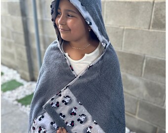 Gray Mickey Mouse Hooded Towel: Cotton Bath Towel for Kids