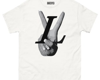 T-shirt LV-HAND-Designer Shirt, Designer Sweatshirt, Designer T-Shirt, Unisex For Men And Women, Women Designer Shirt, Luxury Shirt